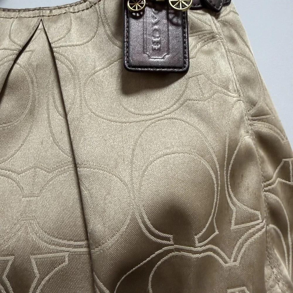 Coach Mia Maggie Hobo Shoulder Bag / Purse 16153 Horse Carriage Hang Tab